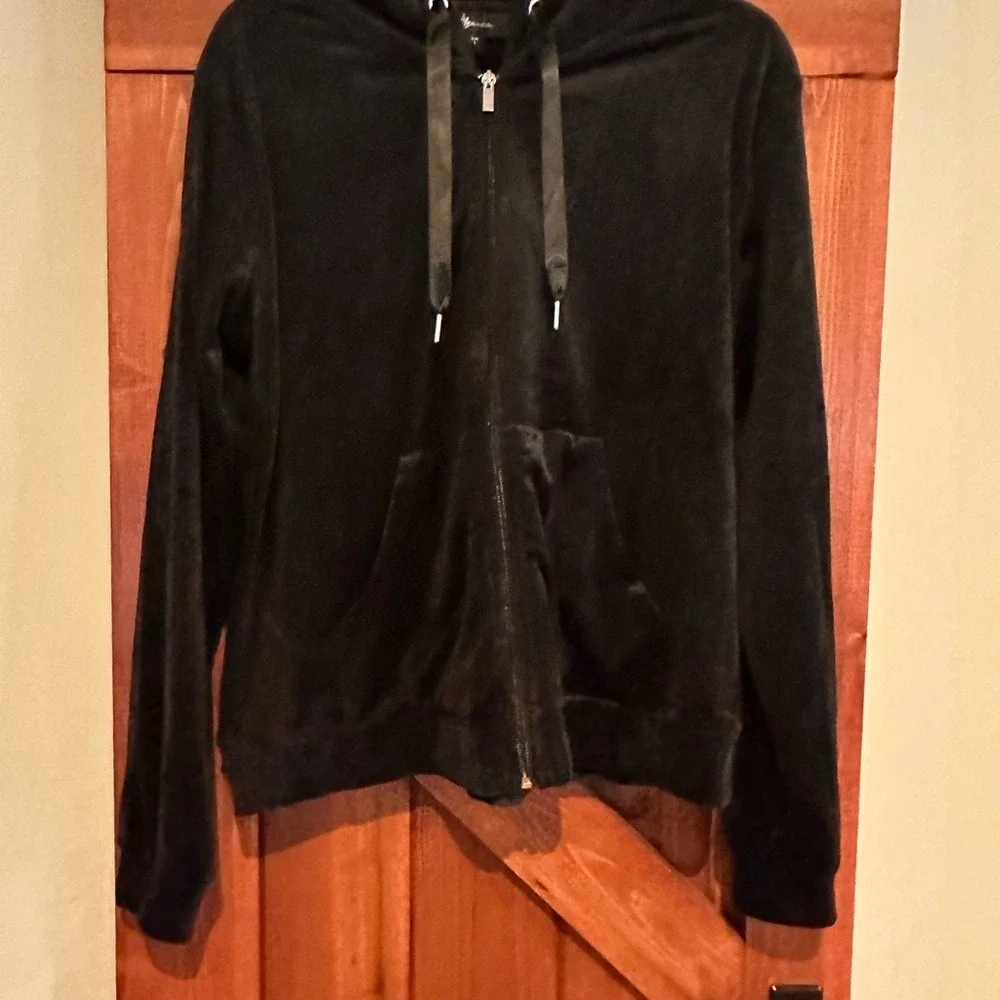 MessBebe velvet Black Zip up hoodie‎ and matching pants. Size L. NWT.